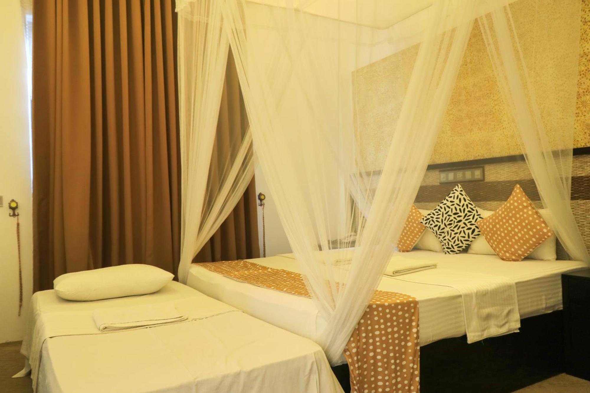 Thissa Inn Hotel Tissamaharama Dış mekan fotoğraf